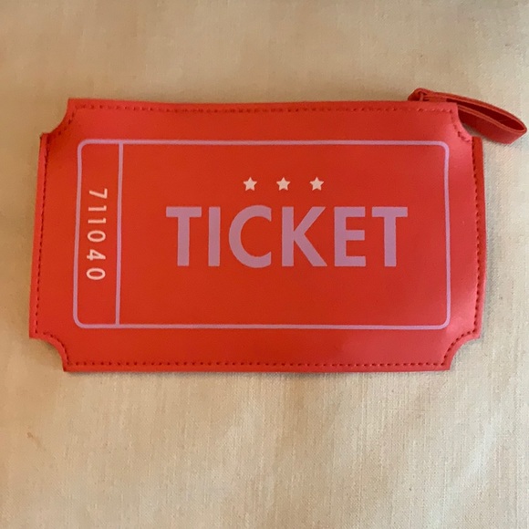 SOLD- ✨2/$8 3/$10 5/$15 Assorted Ipsy bags - Picture 3 of 16